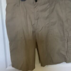 Wrangler‎ Men's Brown Flat Front canvas hiking Shorts, 38